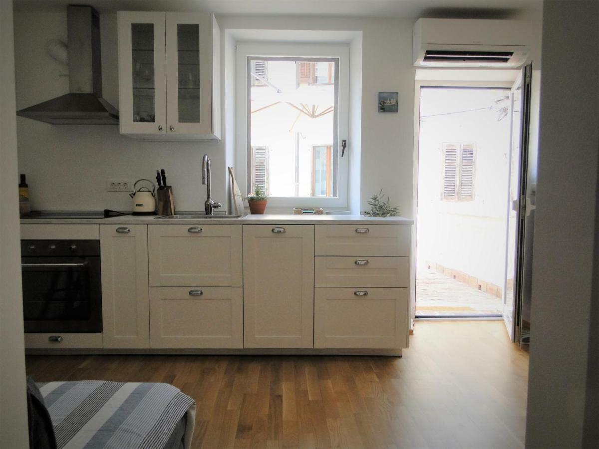 Apartma Na Terasi 이졸라 외부 사진